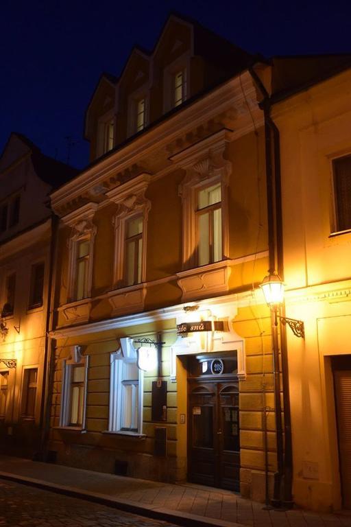 Hotel Hnizdo Snu Hradec Králové Exterior foto